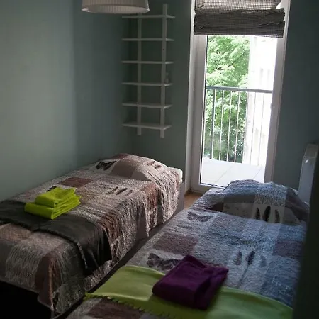 Poznanska 1 Apartment