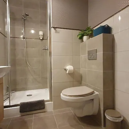 Poznanska 1 * Poznaň