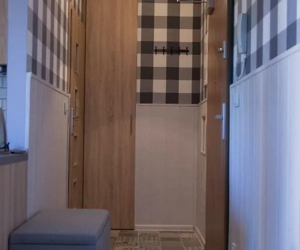 Lägenhet Poznanska 1 *